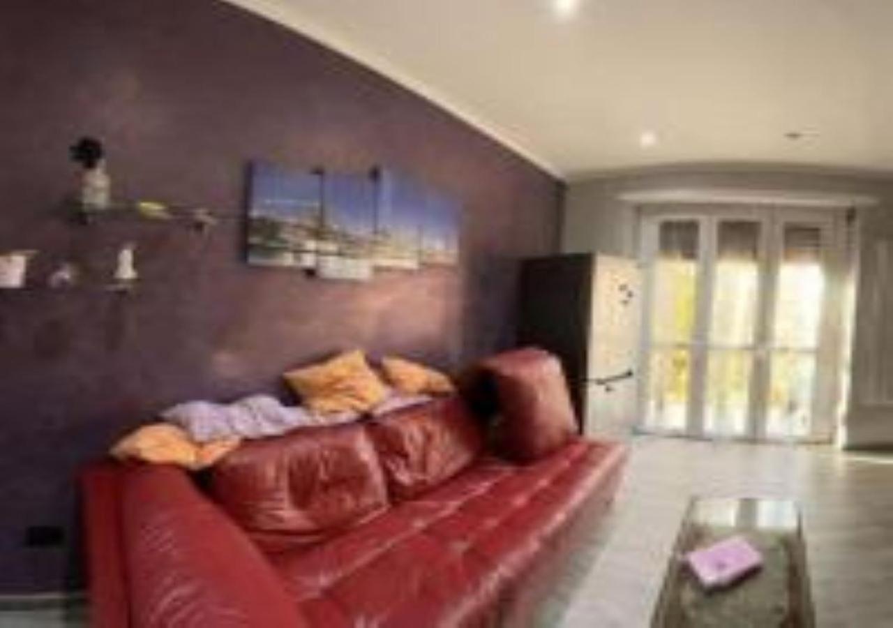 Casa Vacanza Glicine Venaria Reale Exteriör bild